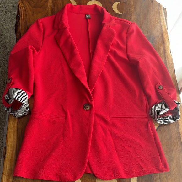Red blazer jacket - Picture 3 of 4